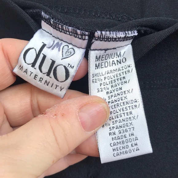 NWT Duo Maternity All Around Panel Cuffed Capris M - Picture 9 of 11